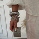 Bracelet C en alliage – style audacieux et unique