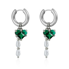 Parure cœur en perles irrégulières et cristaux – style chic et sophistiqué