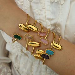 Parure élégante – Bague carrée, bracelet, collier et boucles d’oreilles avec zircon arc-en-ciel, plaqué or 18K