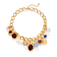 Collier cœur insecte baroque – Perles et chaîne épaisse rétro