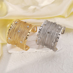 Bracelet métal brossé – Style vintage punk chic