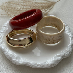 Bracelet acrylique marbré – formes originales