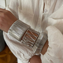 Bracelet C en alliage – style audacieux et unique