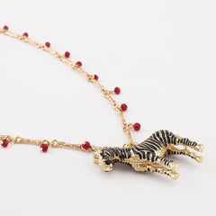 Parure zèbre émaillée – Collier et boucles d’oreilles style ZA